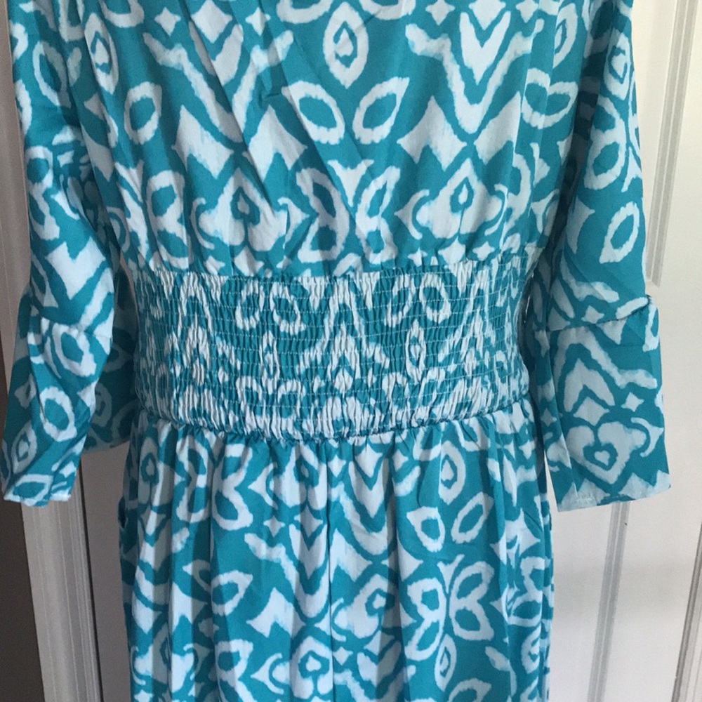 Dress - Picture 5 of 6